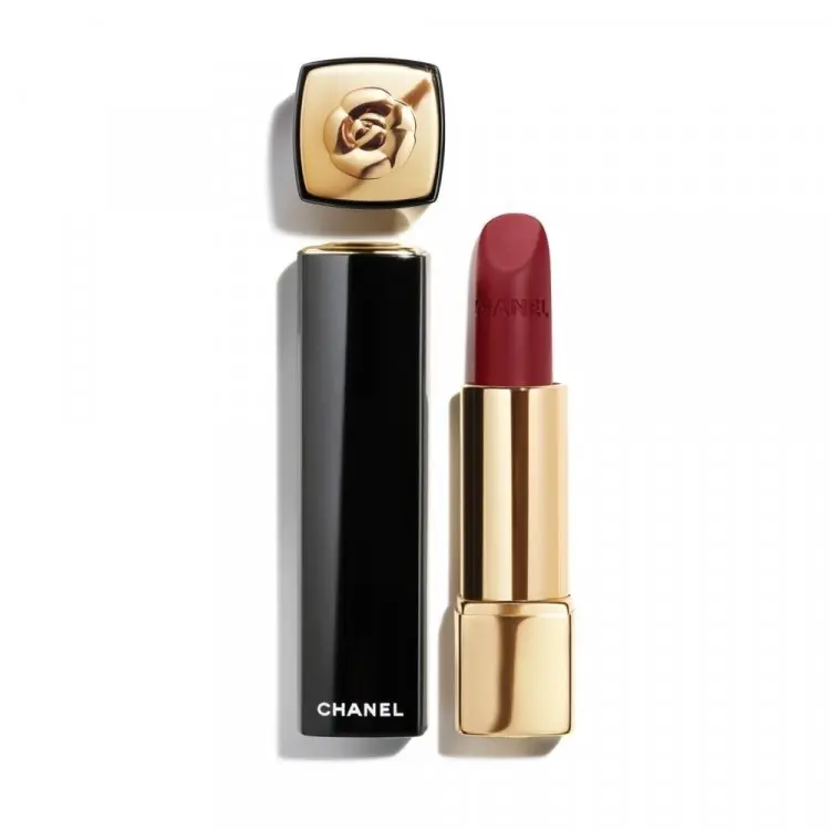 Chanel LE CAMELIA Rouge Allure Velvet 672