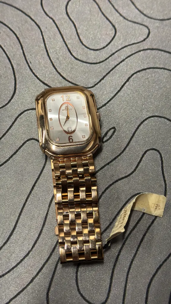 LAYAN GALLERY WATCH LG001