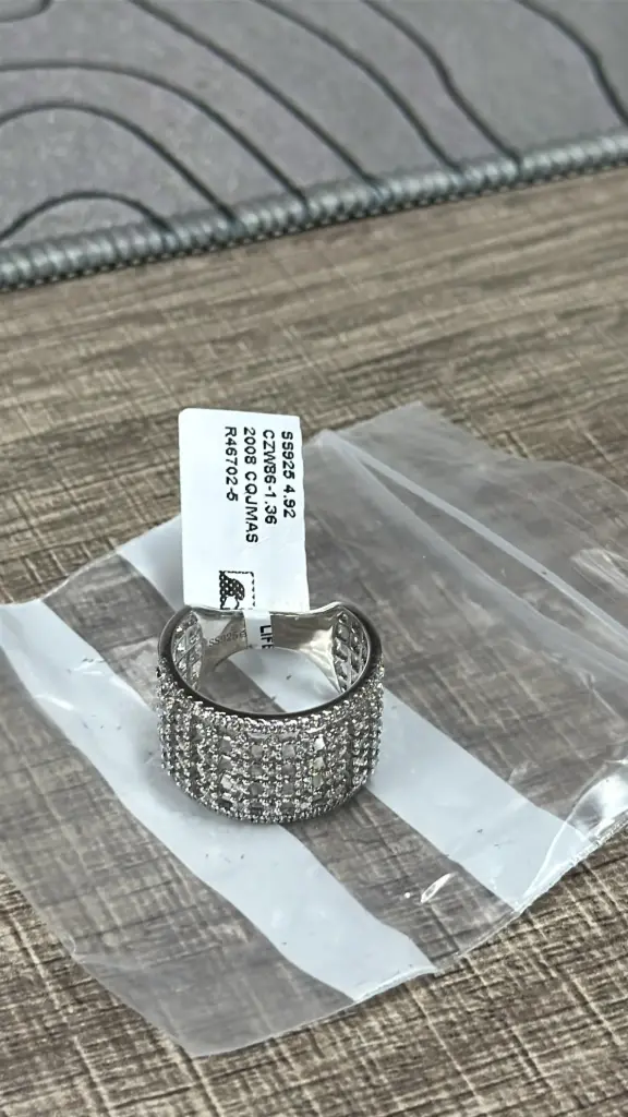 RING RIN009