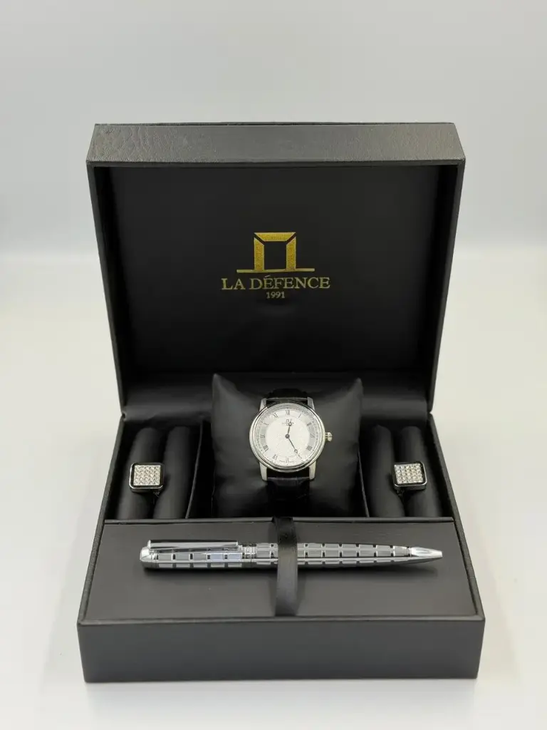 LA DEFENCE WATCH SET