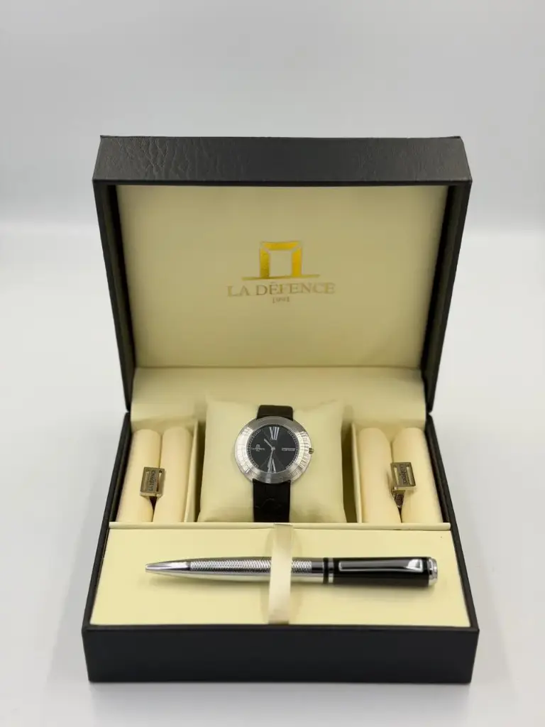 LA DEFENCE WATCH SET