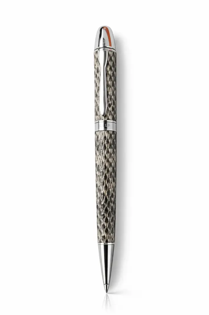LA DEFENCE PEN 