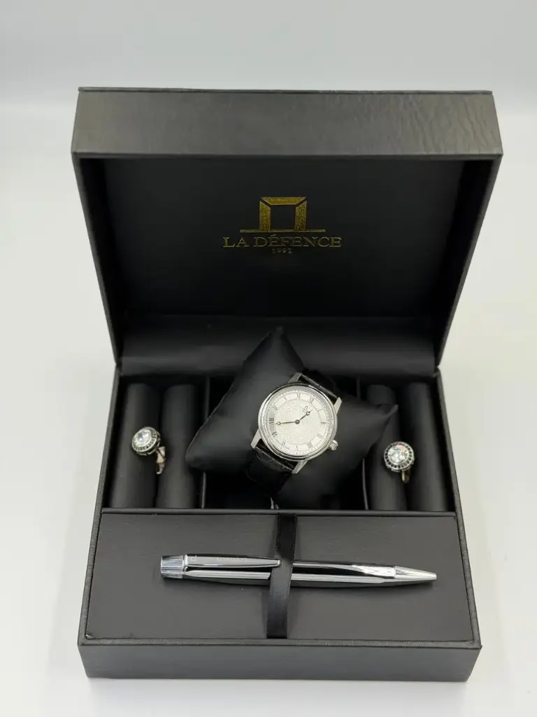 LA DEFENCE WATCH SET