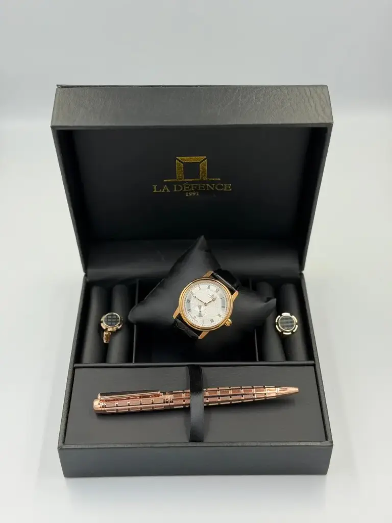 LA DEFENCE WATCH SET