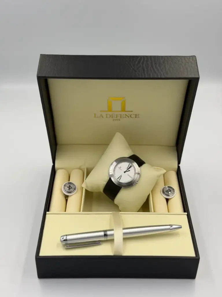 LA DEFENCE WATCH SET