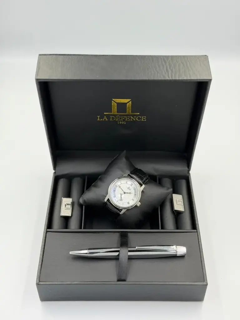LA DEFENCE WATCH SET