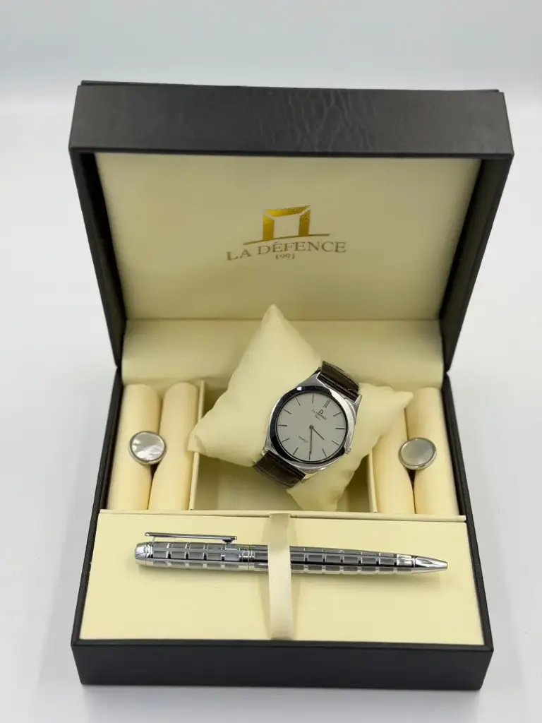 LA DEFENCE WATCH SET 