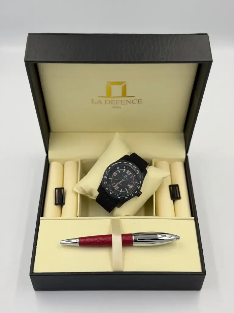 LA DEFENCE WATCH SET 