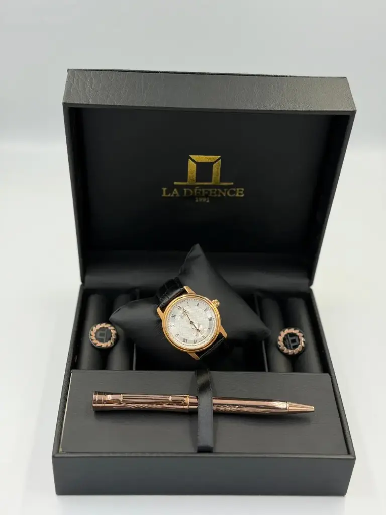 LA DEFENCE WATCH SET 