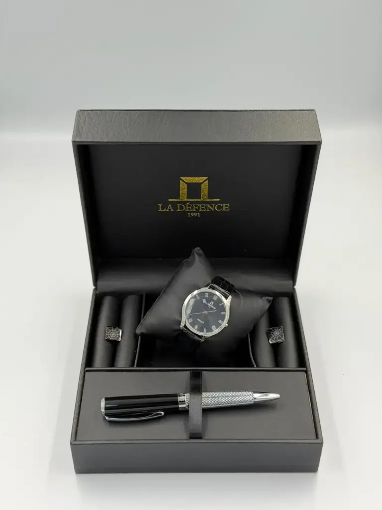 LA DEFENCE WATCH SET