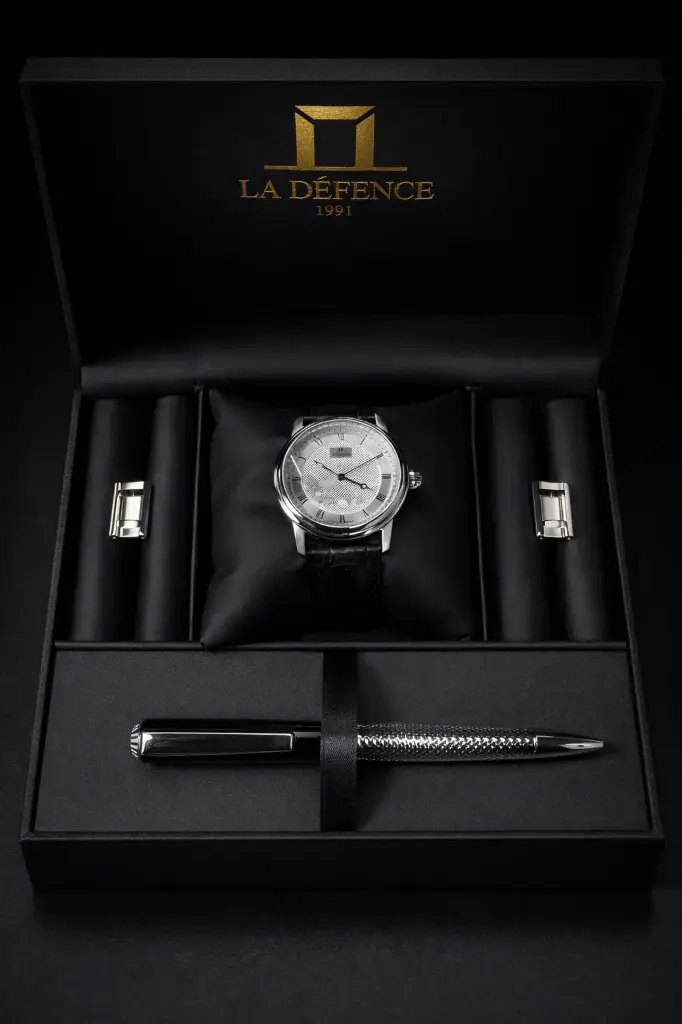 LA DEFENCE WATCH SET