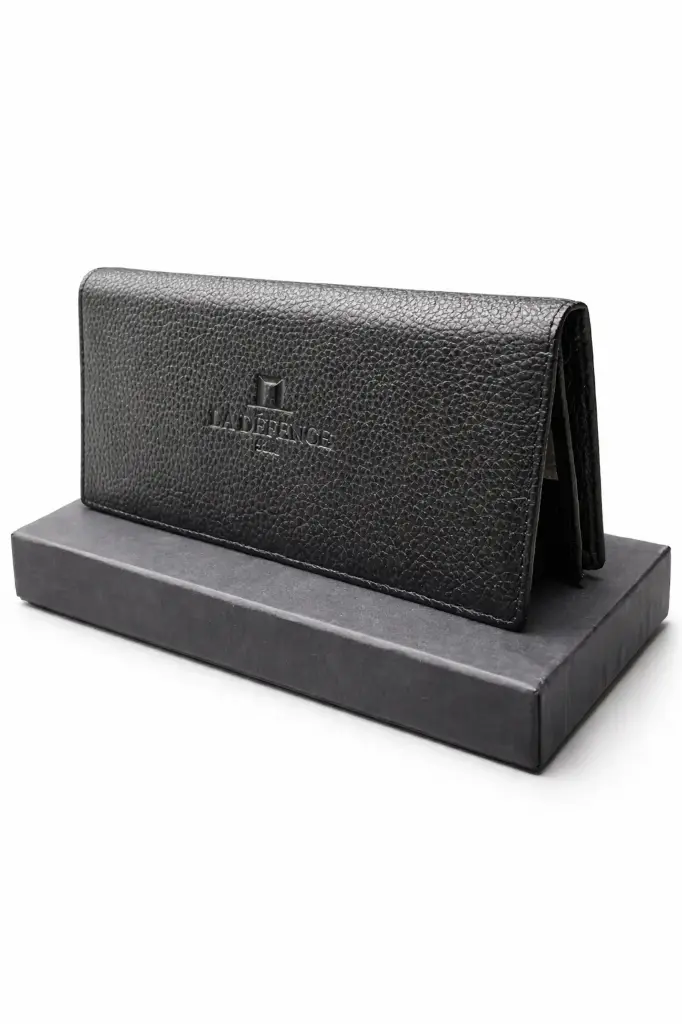 LA DEFENCE WALLET   