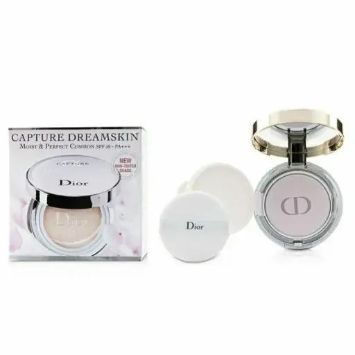 [C005500100] Christian Ladies Capture Dreamskin Moist & Perfect Cushion 