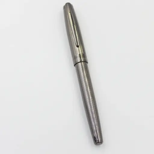 [NR0047] NINA RICCI PEN NR0047