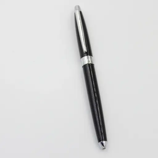 [NR0011] NINA RICCI PEN NR0011