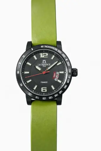 [LAD0077] LA DEFENCE WATCH