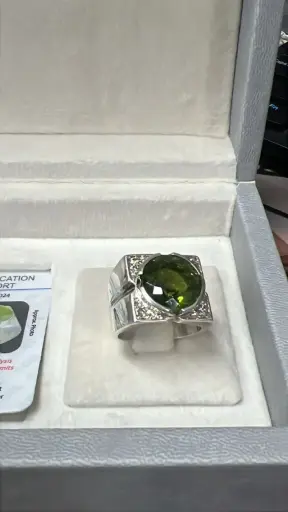 CARAT CENTER LABORATORY DIAMOND RING  