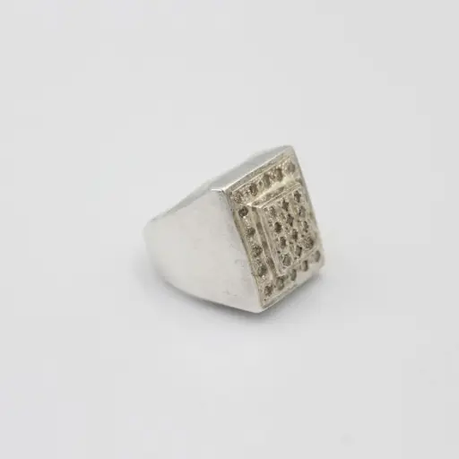 CARAT CENTER LABORATORY DIAMOND RING 